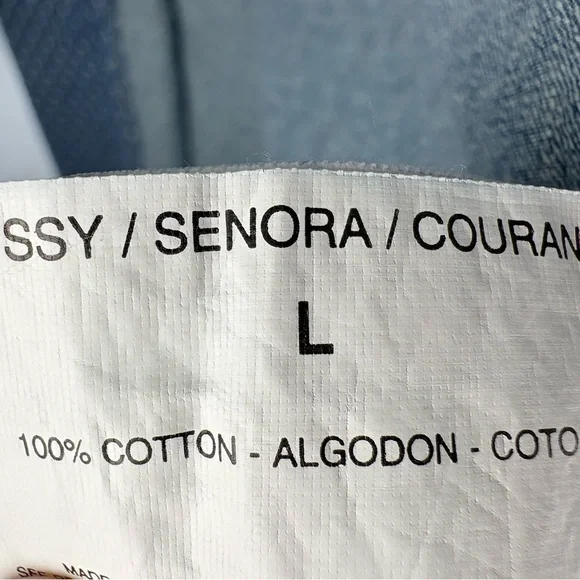 Nine West Chambray Polka Dot Button Down Shirt Women's size Large - Picture 6 of 6